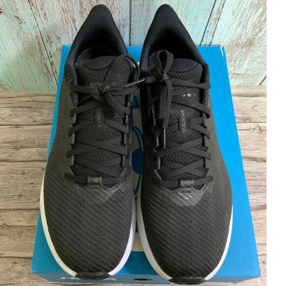 Hoka Solimar Men\'s Running Shoes Black White Sneakers Size 11 main image 4